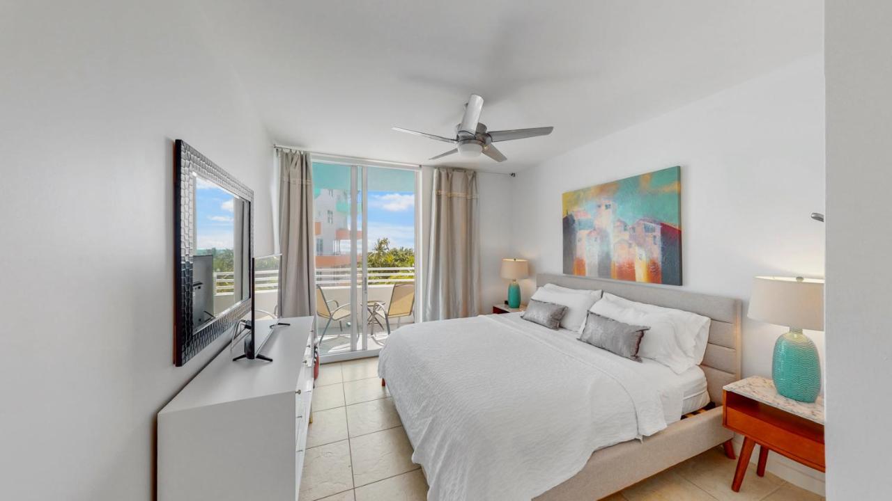Dream Destinations At Ocean Place Miami Beach Exterior photo