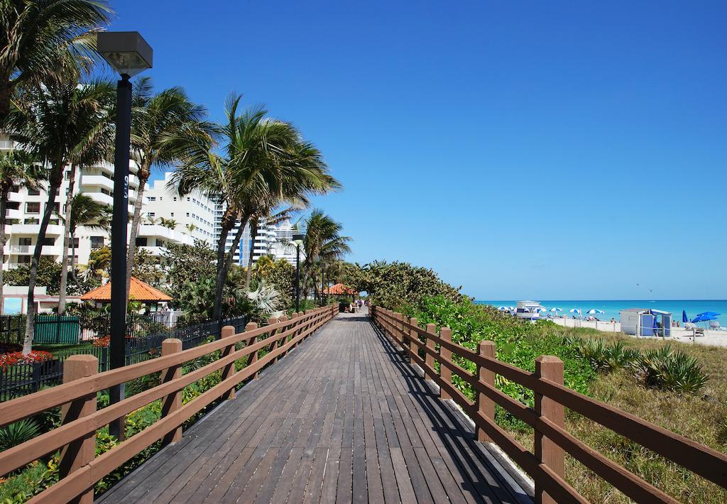 Dream Destinations At Ocean Place Miami Beach Exterior photo